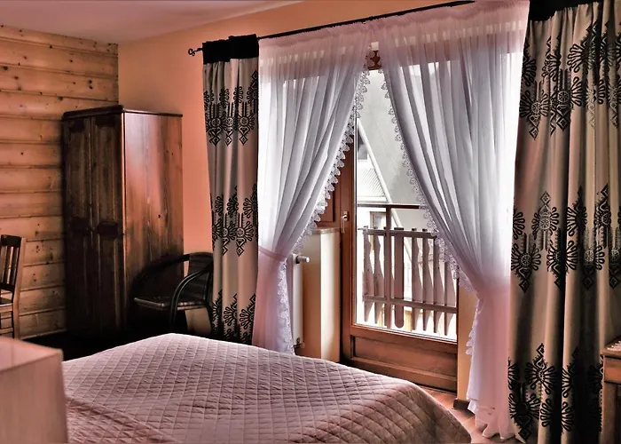 Gosciniec U Obrochtow * זקופאנה